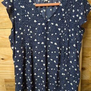 Elegant Navy Heart Print Blouse